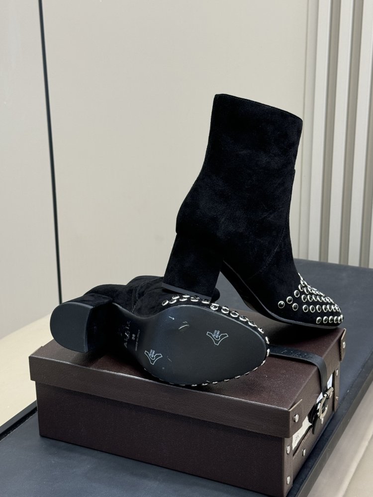 Ботинки женские фото 6