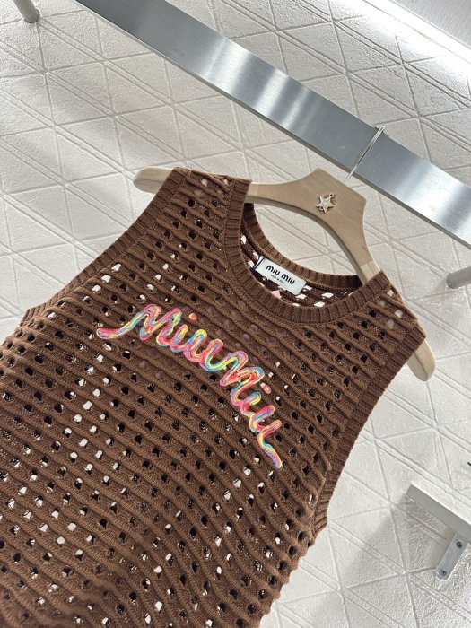 Майка жіноча фото 8