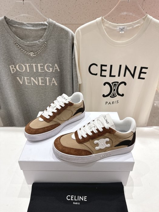 Кроссовки женские фото 3