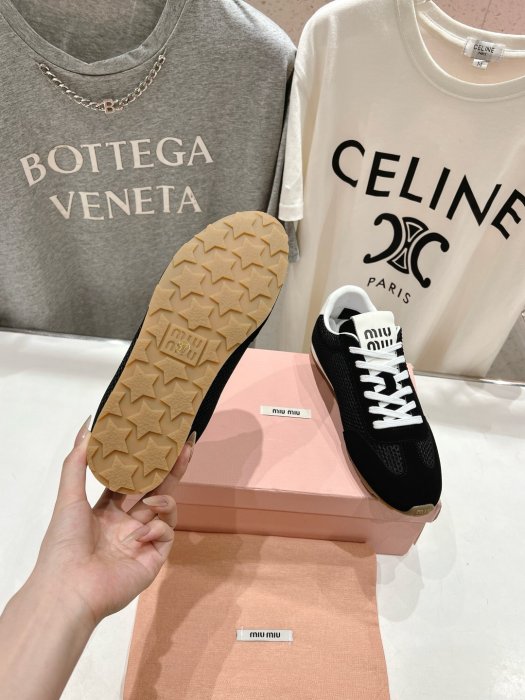 Кроссовки фото 9