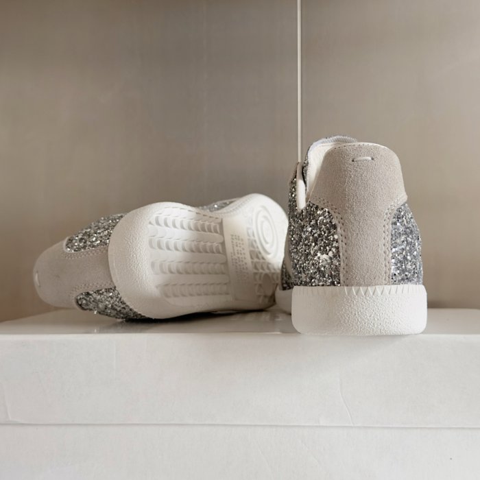 Кросівки фото 9