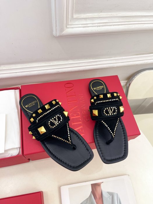 Шльопанці жіночі фото 5