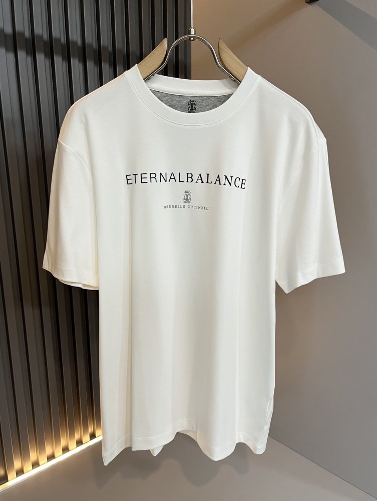 Футболка чоловіча