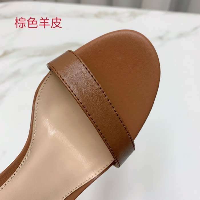 Босоножки фото 4