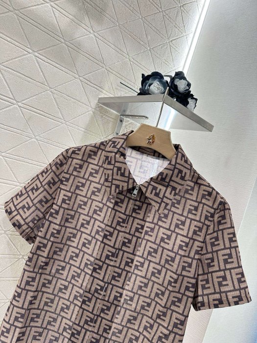 Shirt women's фото 3