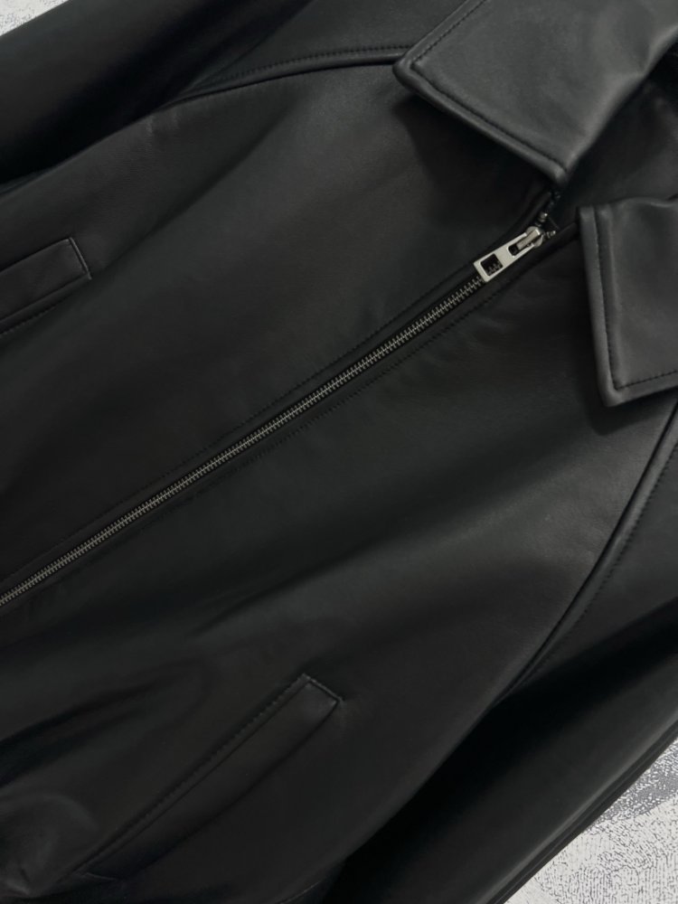 Jacket women's leather фото 3