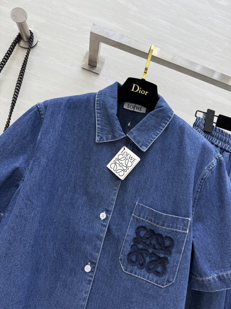 Костюм женский фото 2