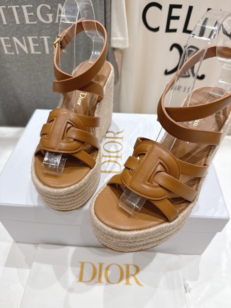 Sandals women's фото 6