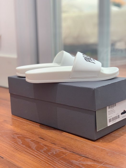 Шлепанцы фото 8