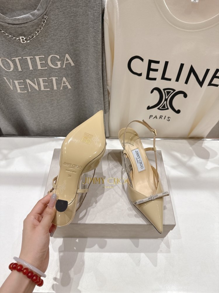 Босоніжки фото 9