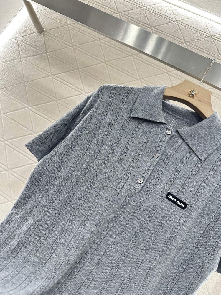 Футболка жіноча фото 8