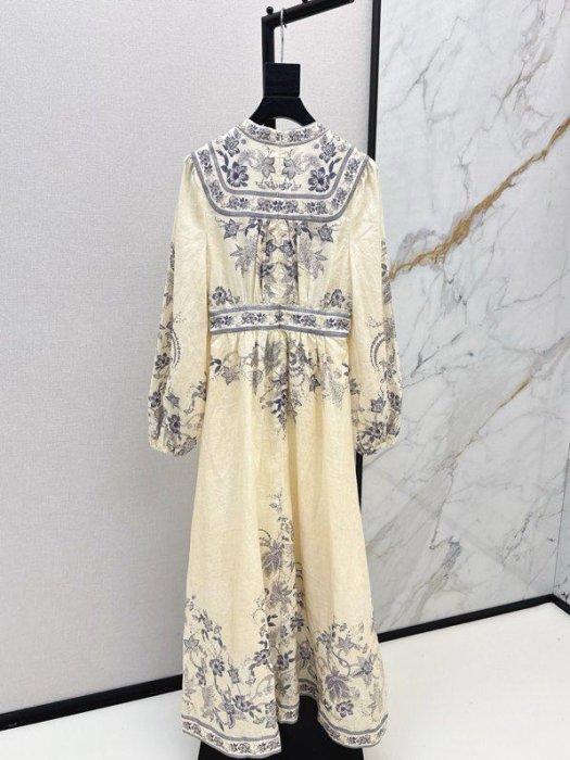 Dress from flower print фото 3