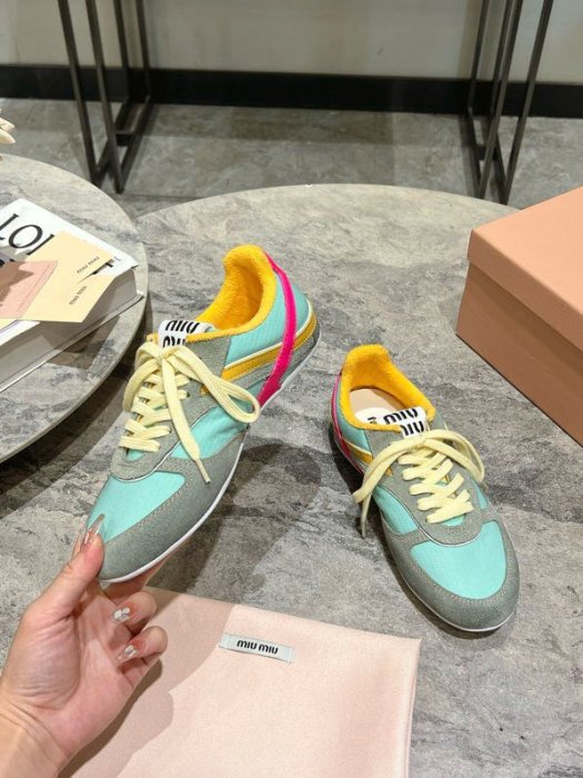 Кроссовки фото 4