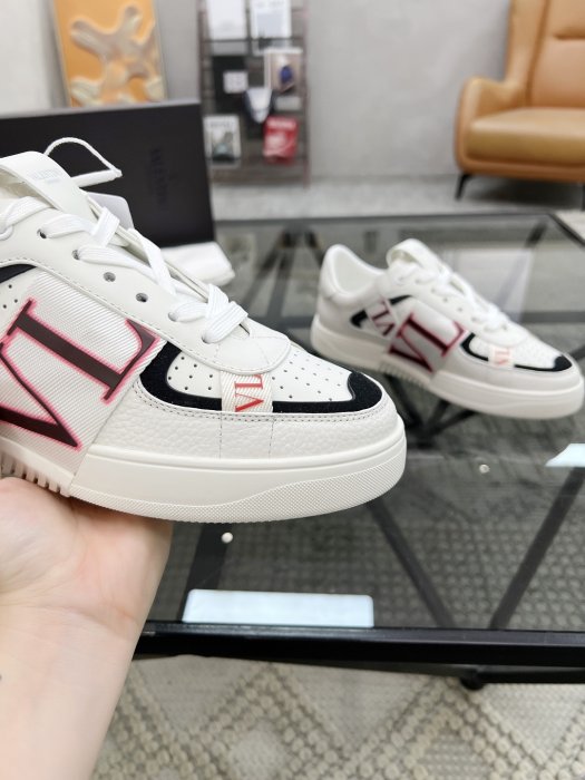 Кроссовки фото 6