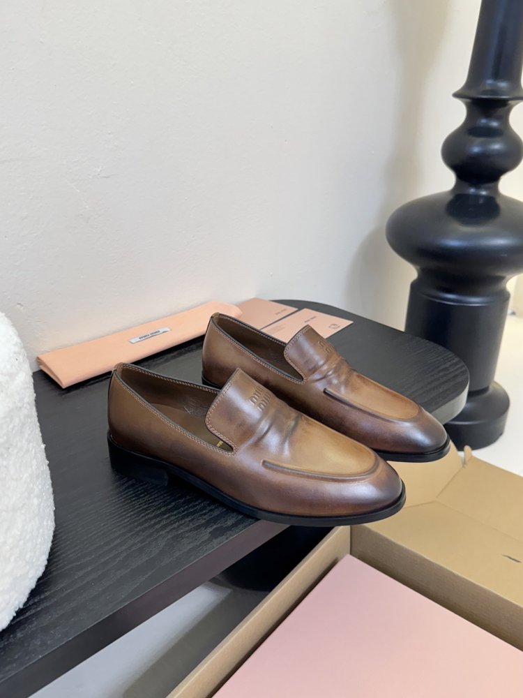 Туфлі жіночі фото 2