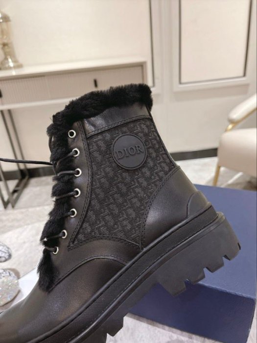 Boots winter on fur фото 9