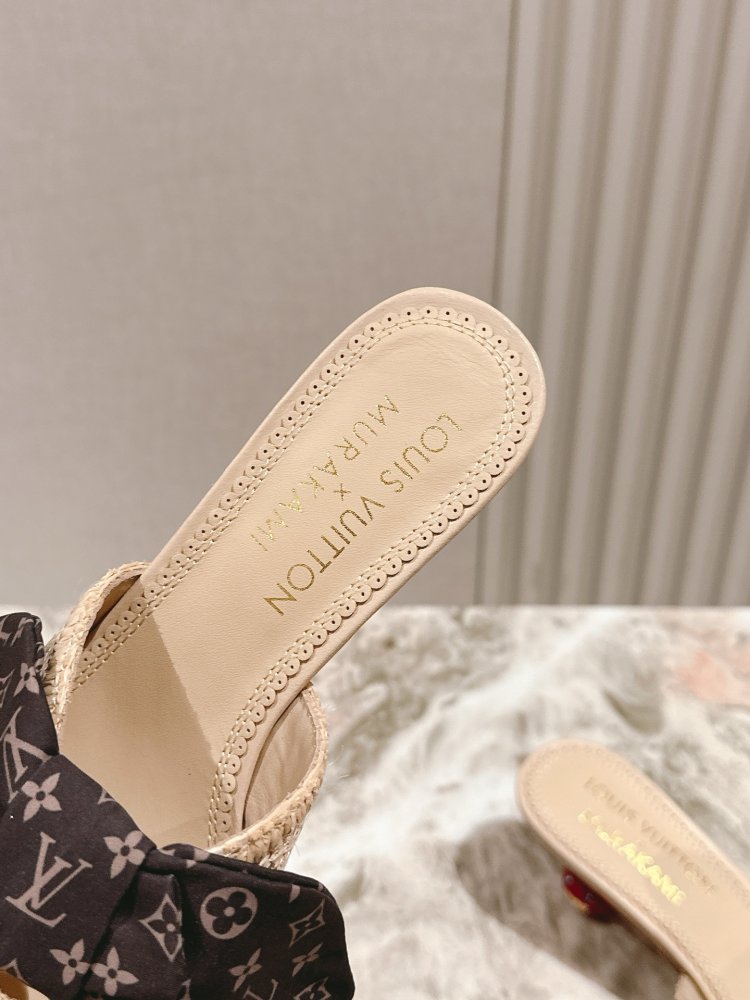 Босоніжки фото 4