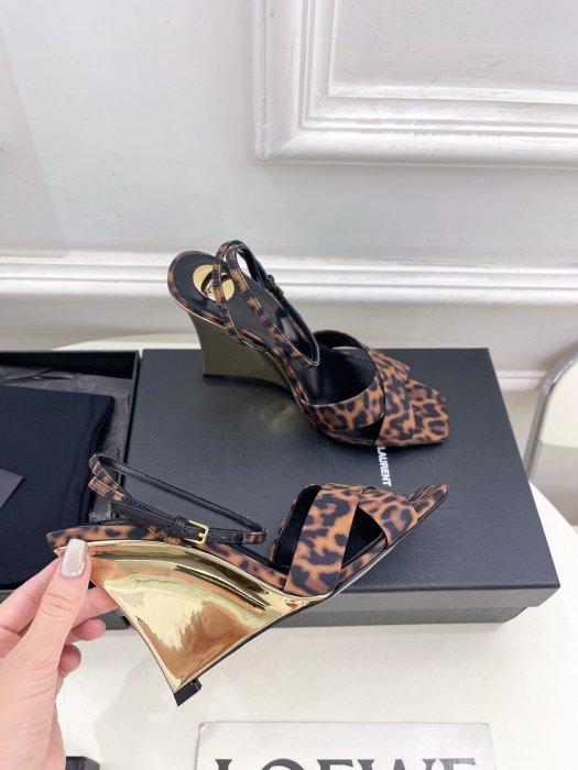 Босоніжки фото 4