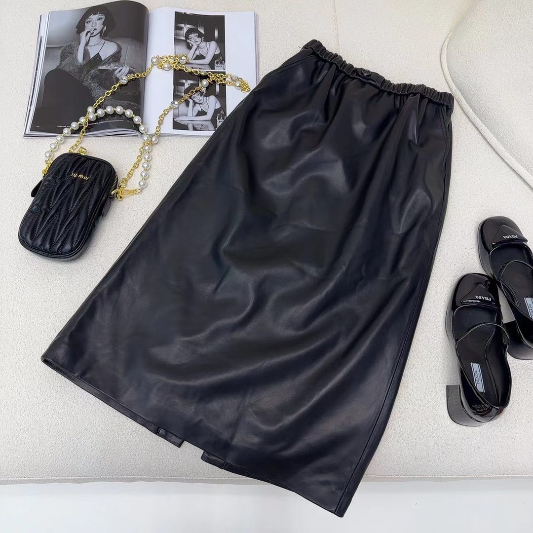 Leather skirt secondary length