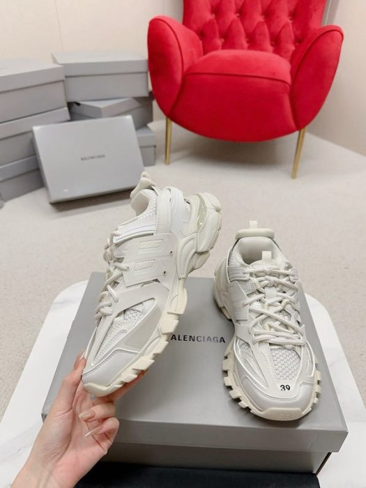 Sneakers Balenciaga фото 7