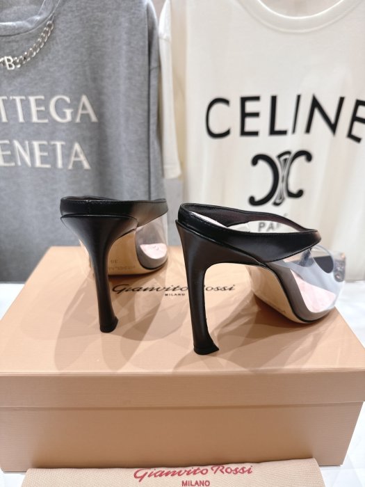 Босоніжки фото 8