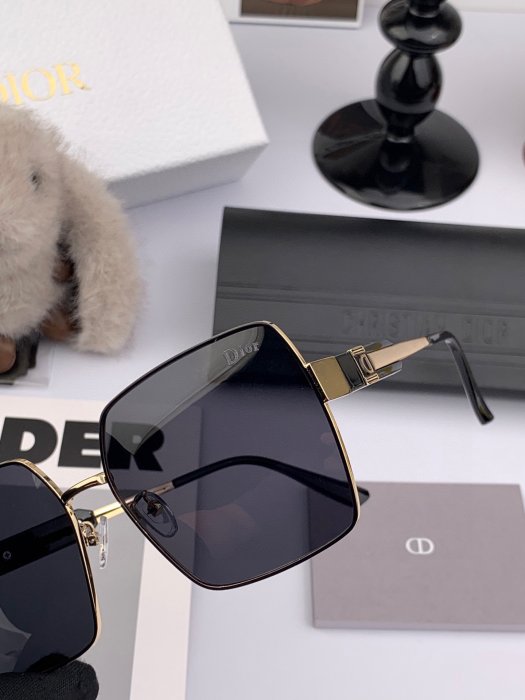 Очки солнцезащитные D1825 фото 3