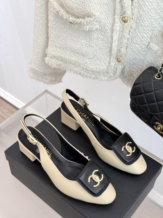 Босоножки фото 3