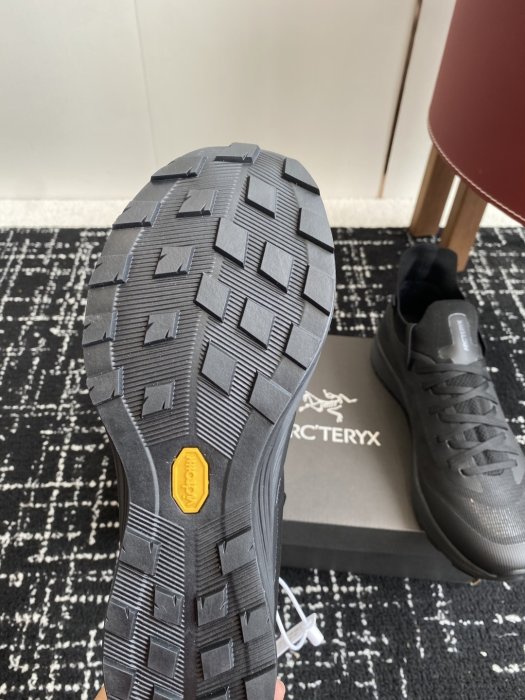 Кроссовки ARC'TERYX Konseal фото 9