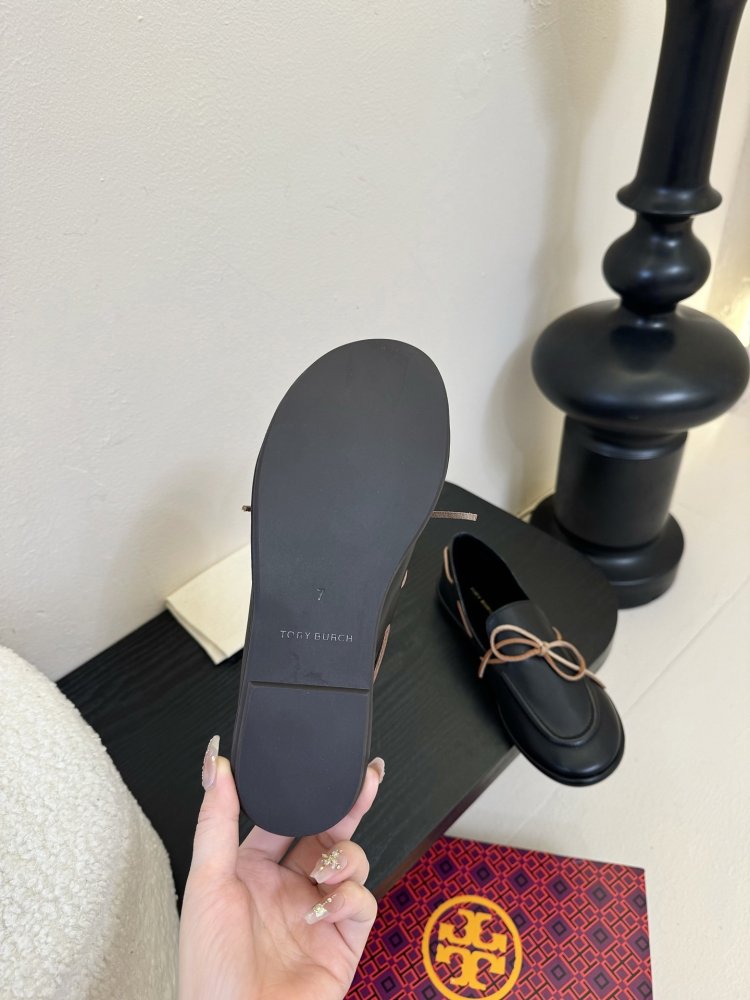 Лоферы жіночі фото 9