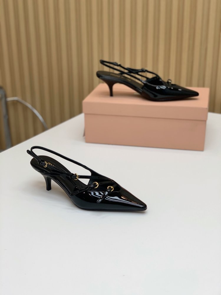 Босоножки фото 6