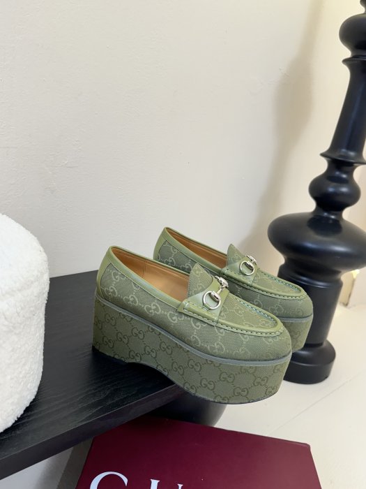 Туфли женские фото 2