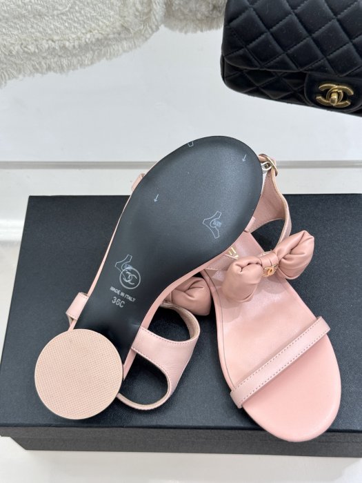 Босоножки фото 9