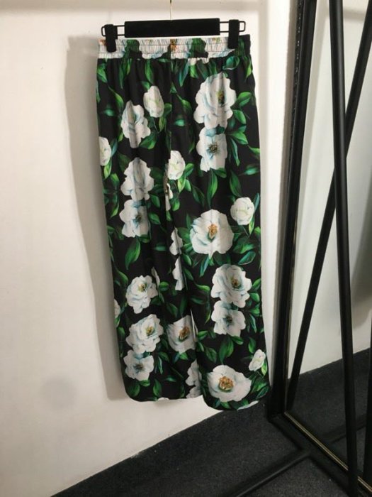 Костюм женский фото 3