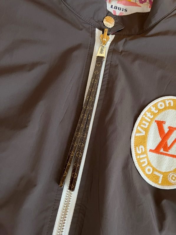 Jacket women's фото 7