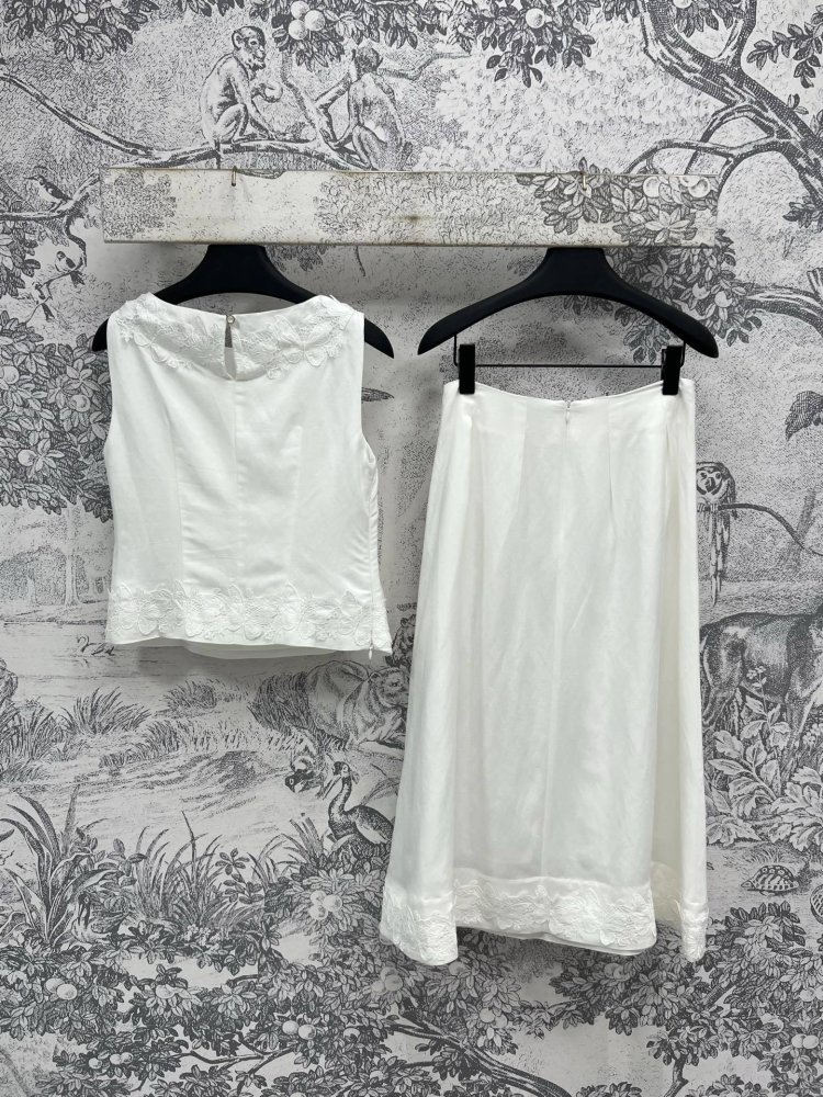 Костюм женский фото 7