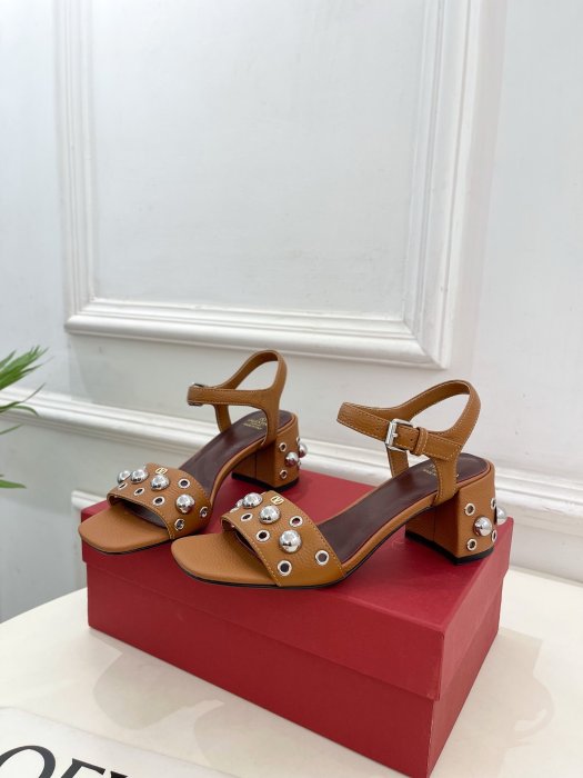 Босоножки фото 3