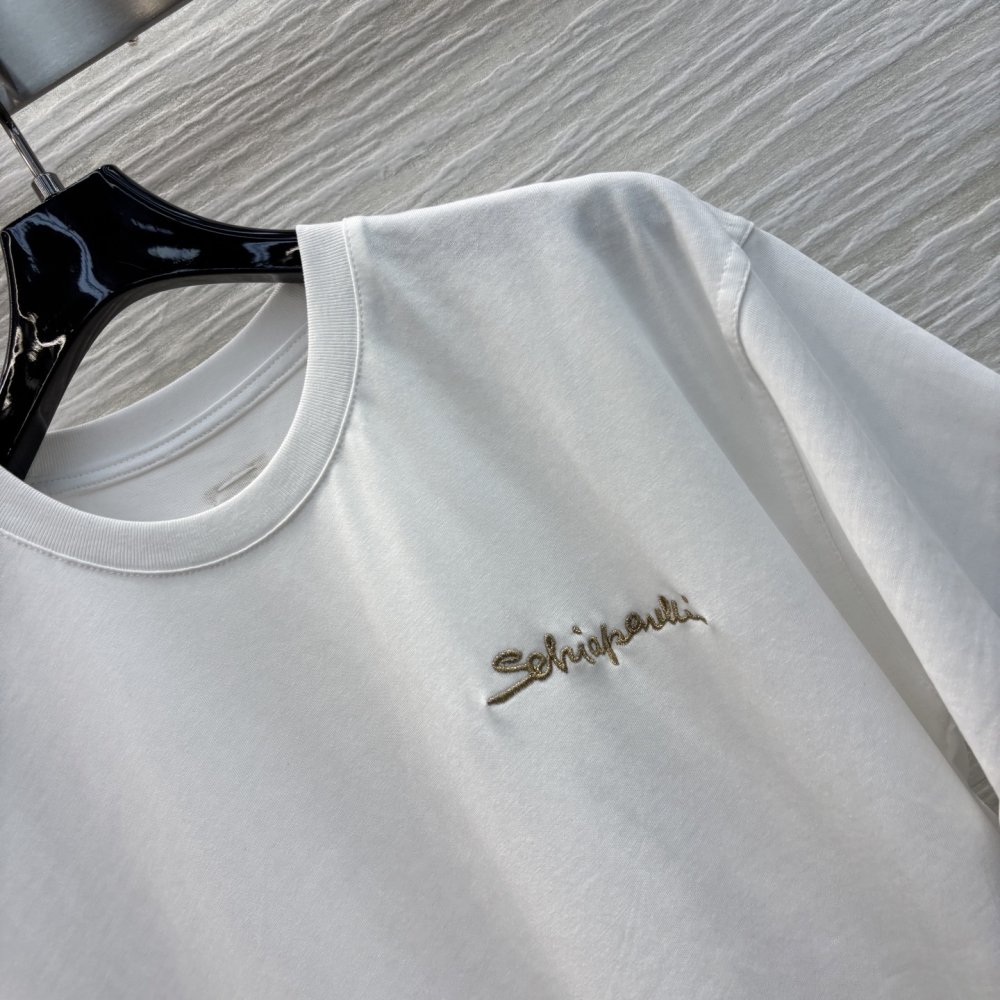 T-shirt women's фото 4