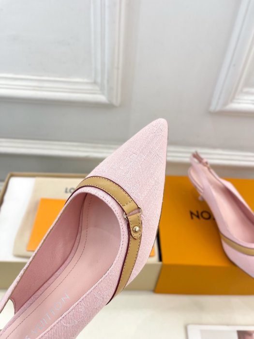 Босоножки фото 6