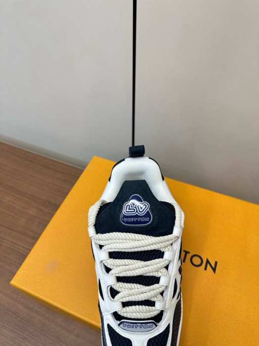 Sneakers фото 8