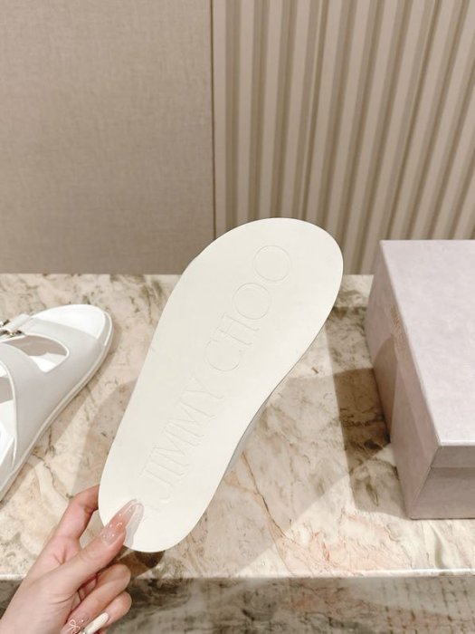 Шльопанці жіночі фото 2