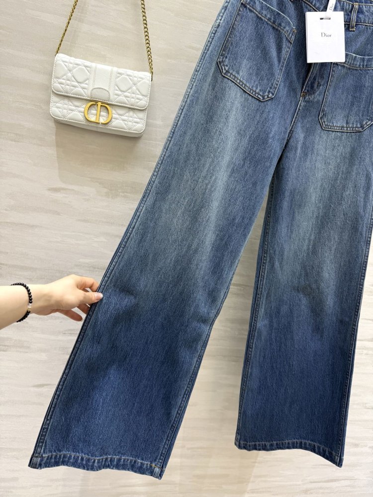 Джинсы женские фото 2