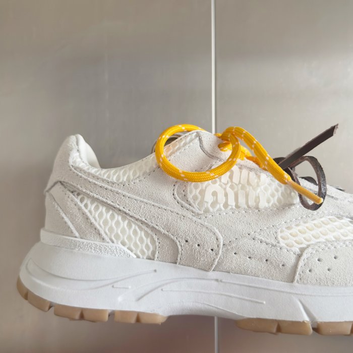 Кросівки фото 8