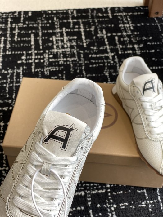 Кроссовки фото 8