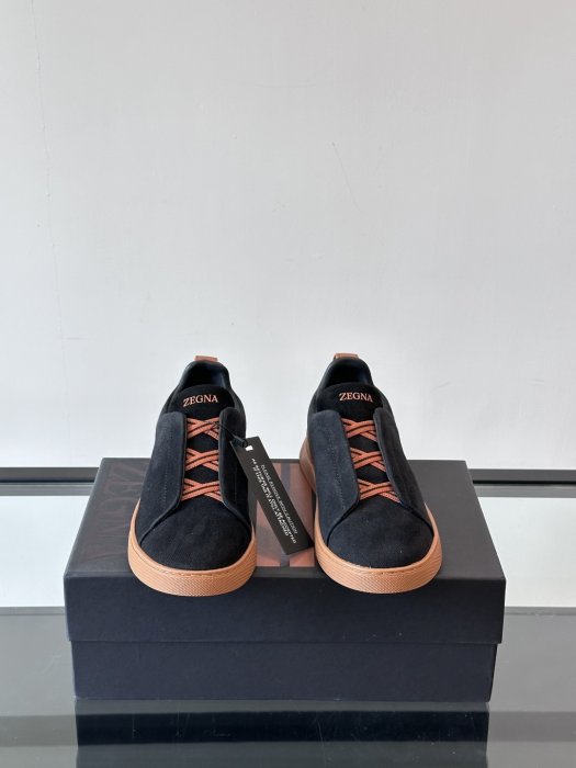 Кросівки чоловічі фото 2