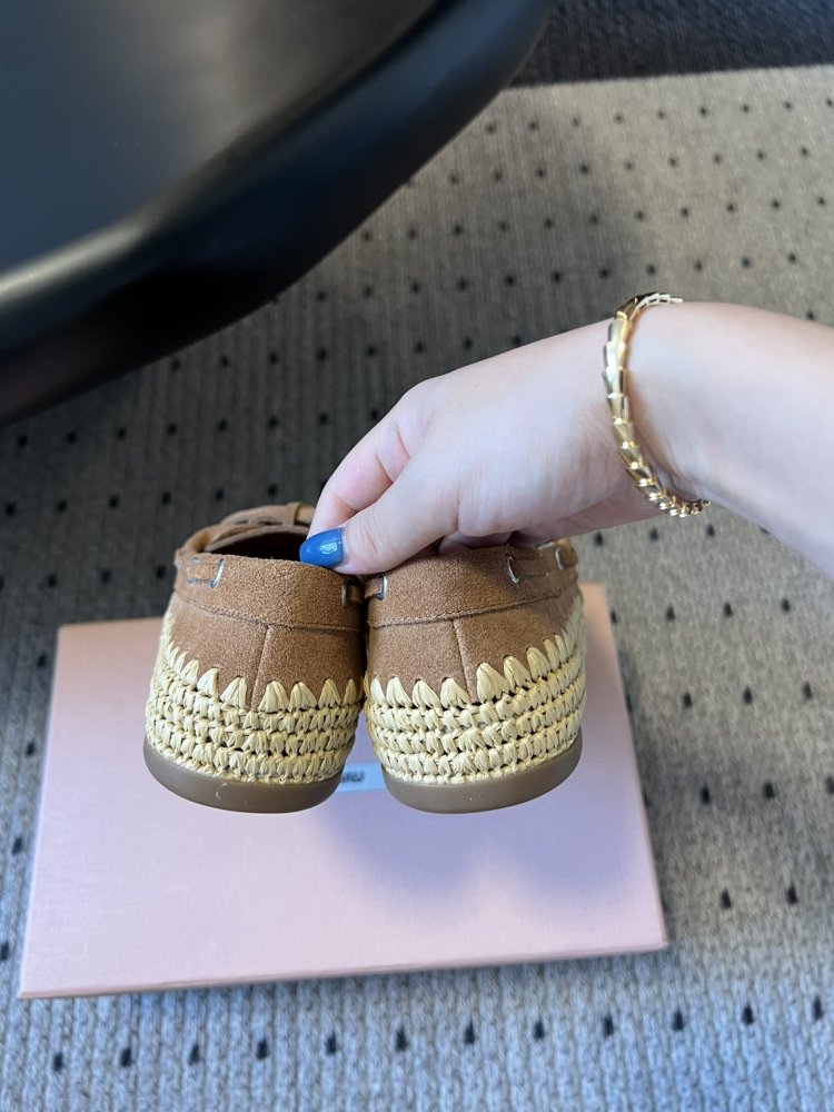 Лоферы женские фото 6