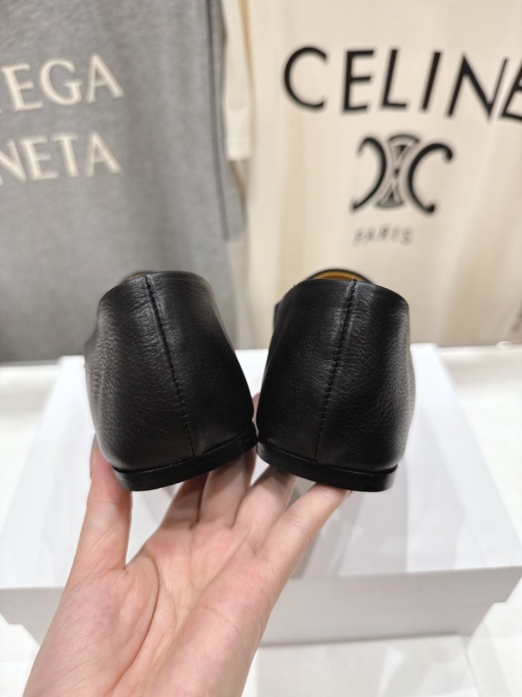 Туфли женские фото 8