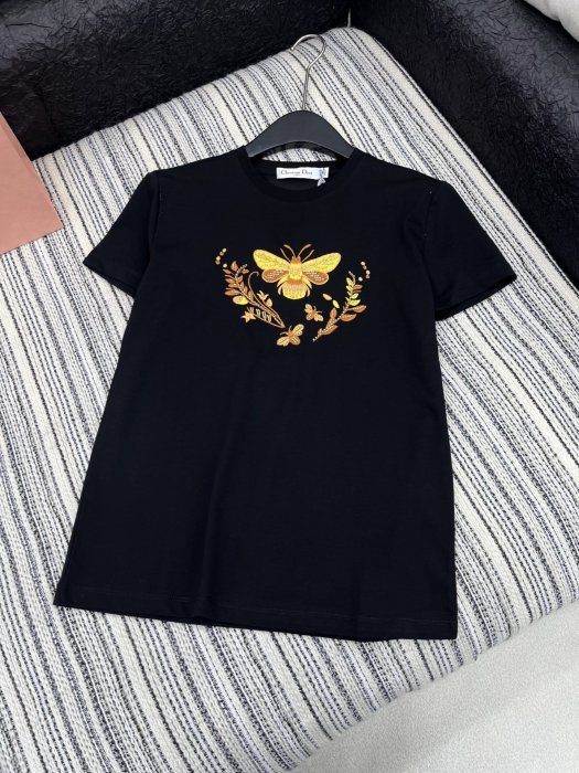 T-shirt women's