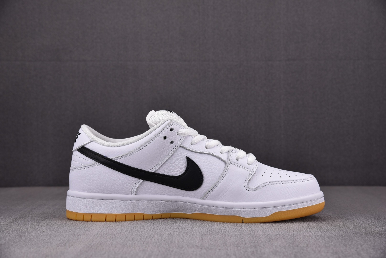 Sneakers Dunk SB Low фото 2