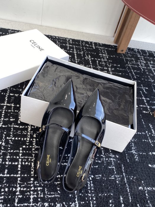 Босоножки фото 4