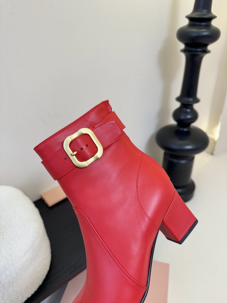 Boots women's фото 6